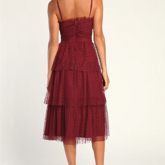 Elegant Burgundy Tiered Dress - Picture 4 of 7